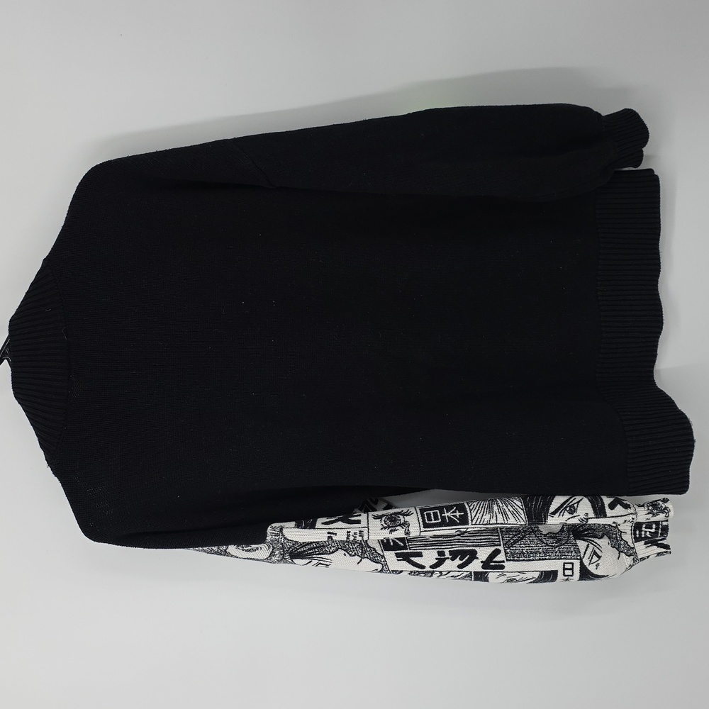 Collusion Back And White Knitted Sweater With Manga Grpahic - Picture 2 of 7